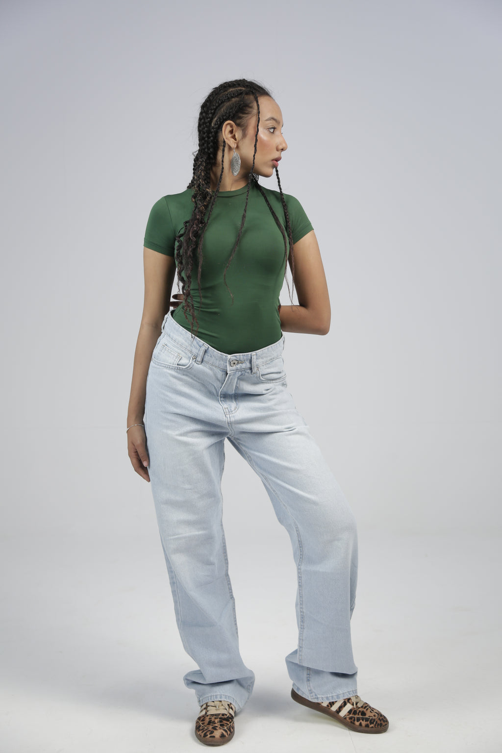 CAVALLY STRAIGHT FIT JEANS - Fluffy Light Blue