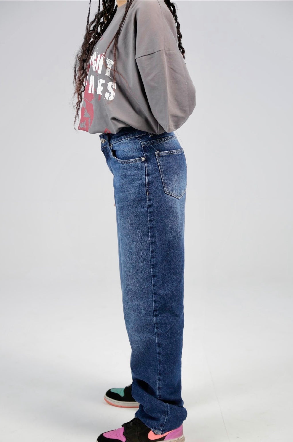 CAVALLY STRAIGHT FIT JEANS - Medium Indigo Blue